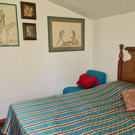 Holiday home Dei Pavoni, Montemaggiore With Private Pool