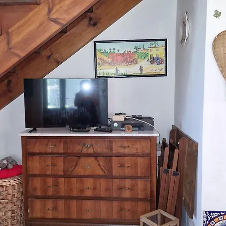 In Fano With Private Pool Montemaggiore al Metauro