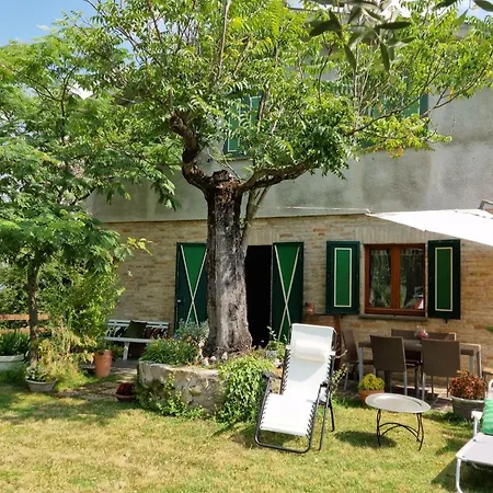 Сasa de vacaciones In Fano With Private Pool Montemaggiore al Metauro